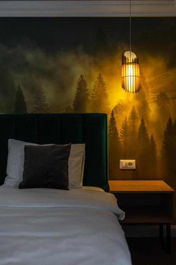 B59 Boutique Hotel Кимпулунг-Молдовенеск Екстер'єр фото