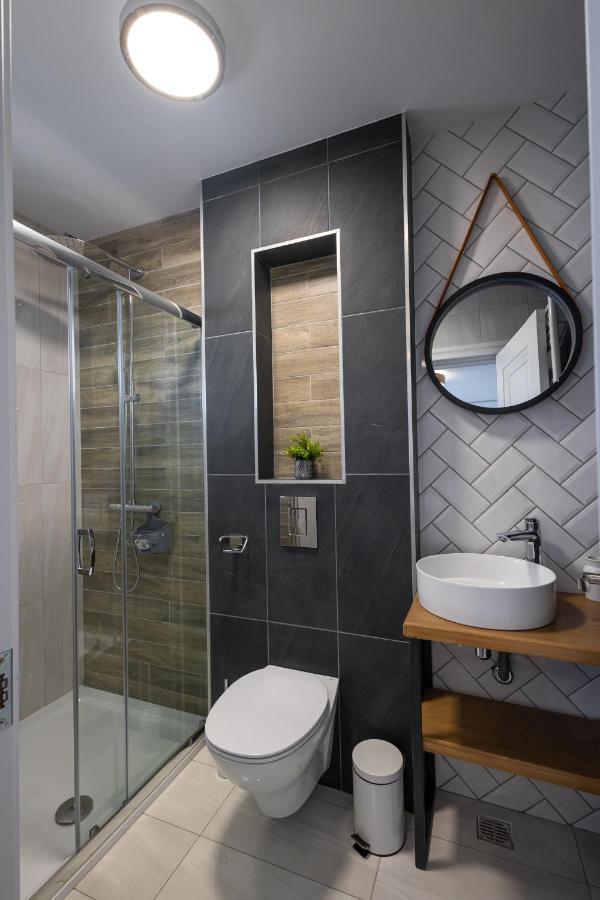 B59 Boutique Hotel Кимпулунг-Молдовенеск Екстер'єр фото