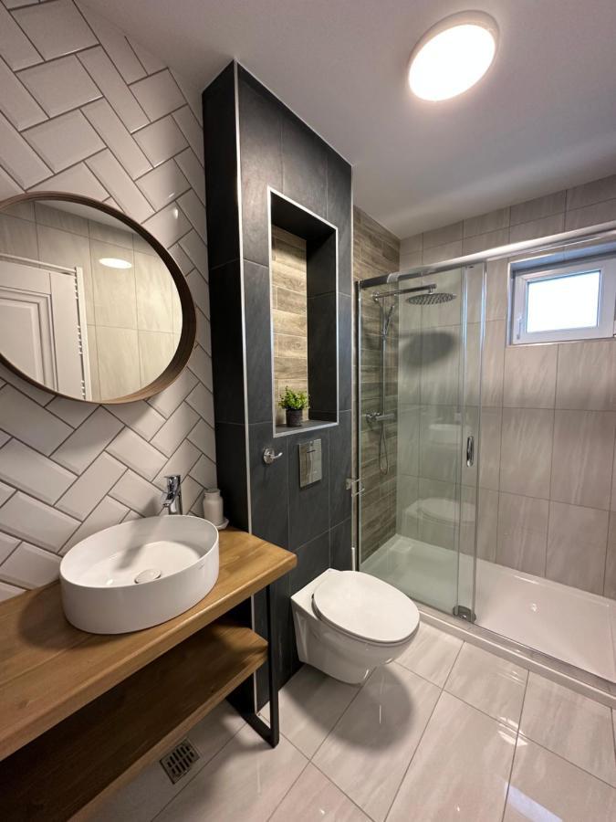 B59 Boutique Hotel Кимпулунг-Молдовенеск Екстер'єр фото