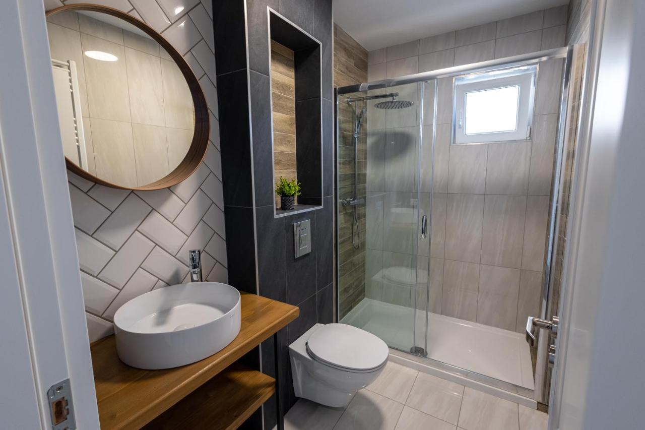 B59 Boutique Hotel Кимпулунг-Молдовенеск Екстер'єр фото