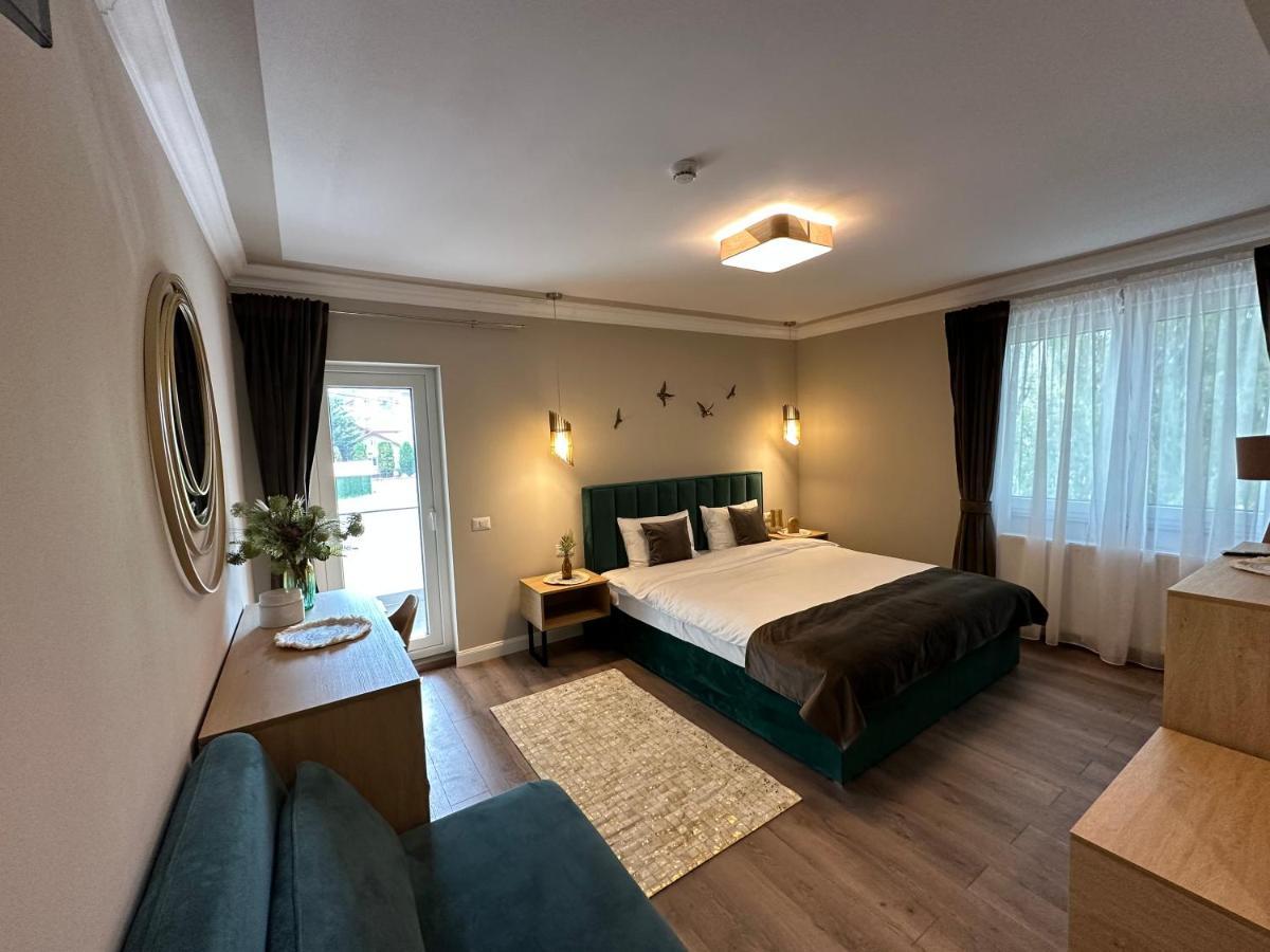 B59 Boutique Hotel Кимпулунг-Молдовенеск Екстер'єр фото